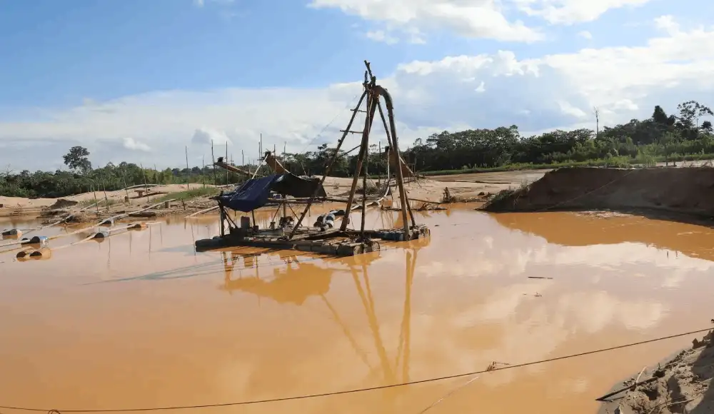 Minería ilegal pone en riesgo actividades sostenibles en Perú Minería ilegal pone en riesgo actividades sostenibles en Perú