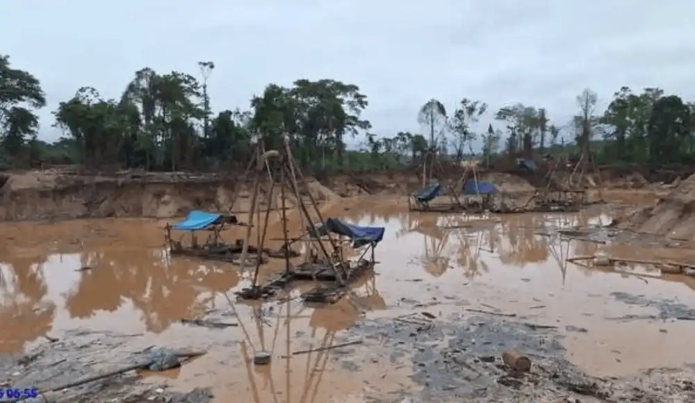 Campamento de la minería ilegal es destruido en Huánuco Campamento de la minería ilegal es destruido en Huánuco