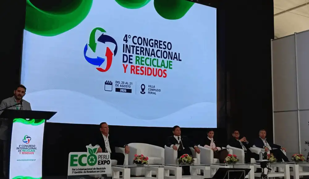 Expertos exigen pasar a la acción ante la crisis ambiental en un país que recicla apenas el 2.7 % de sus residuos Expertos exigen pasar a la acción ante la crisis ambiental en un país que recicla apenas el 2.7 % de sus residuos