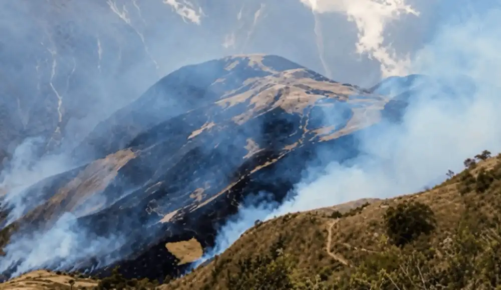 Incendio forestal en Sitabamba afecta 32 hectáreas en La Libertad Incendio forestal en Sitabamba afecta 32 hectáreas en La Libertad
