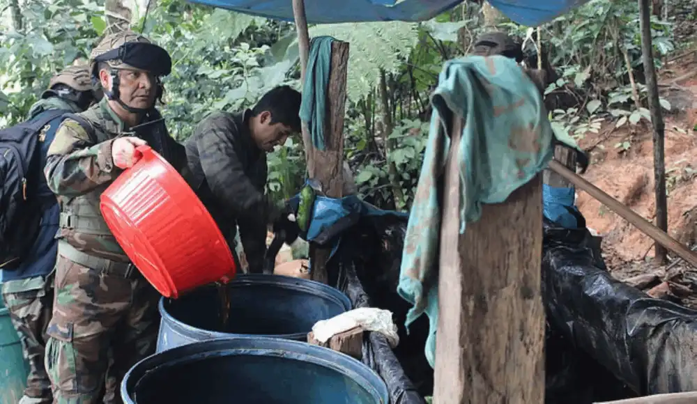 Golpe al narcotráfico: PNP destruye megalaboratorio en Loreto