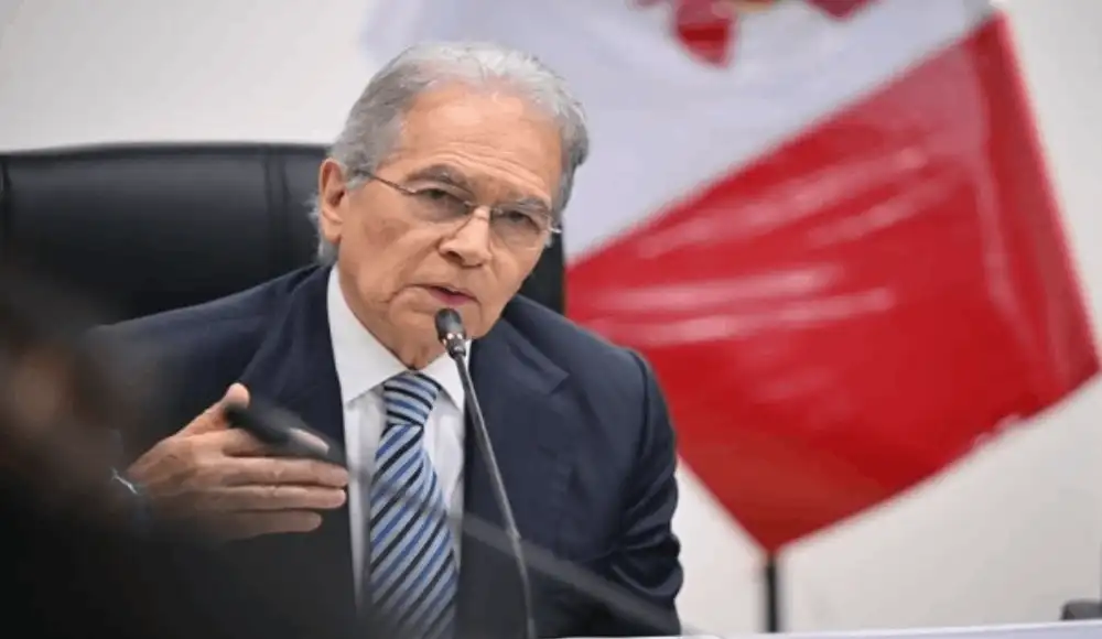 Vladimiro Huaroc: "Perú puede crecer sin dejar de proteger el ambiente" Vladimiro Huaroc: "Perú puede crecer sin dejar de proteger el ambiente"