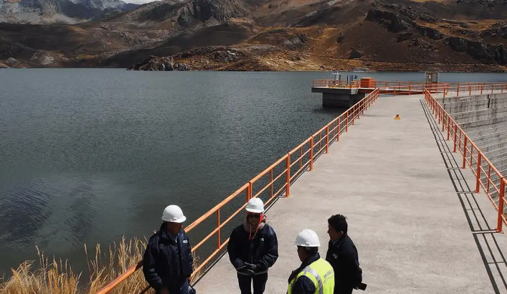 ANA evalúa cinco lagunas de Junín ante riesgos para el agua ANA evalúa cinco lagunas de Junín ante riesgos para el agua