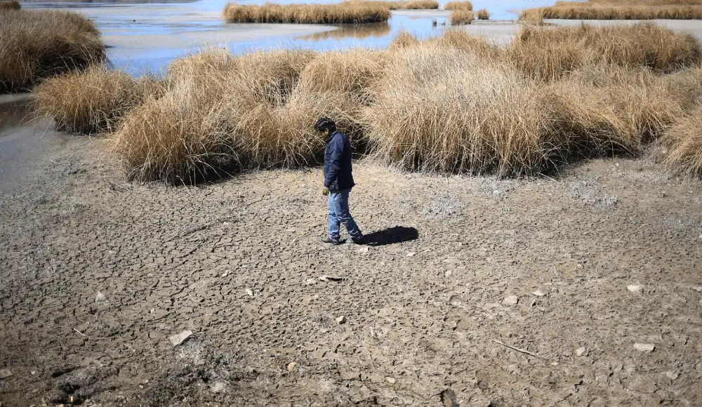 Lago Titicaca pierde 53 cm y crece riesgo de déficit hídrico Lago Titicaca pierde 53 cm y crece riesgo de déficit hídrico