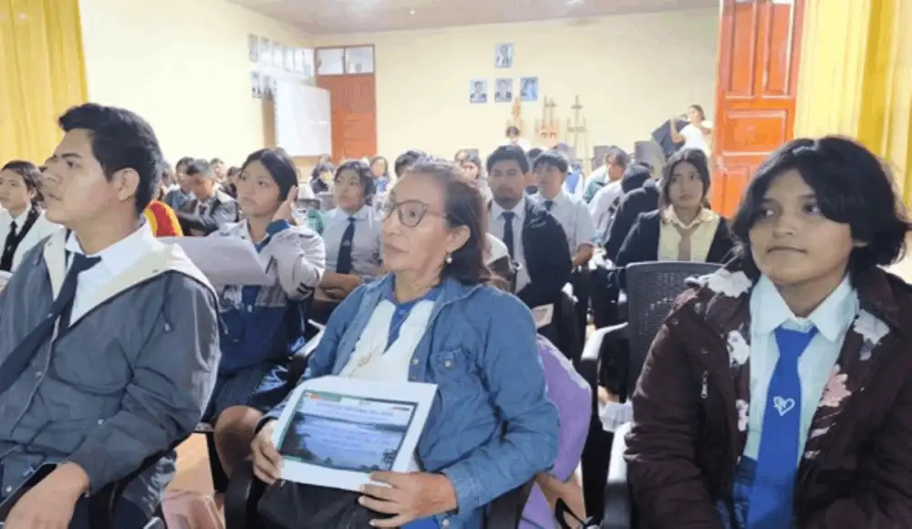 Madre de Dios: 57 escolares lideran iniciativas ambientales Madre de Dios: 57 escolares lideran iniciativas ambientales