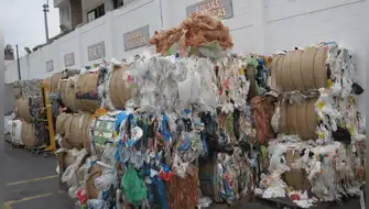 Perú genera 8 millones de toneladas de basura y apenas recicla el 2 %