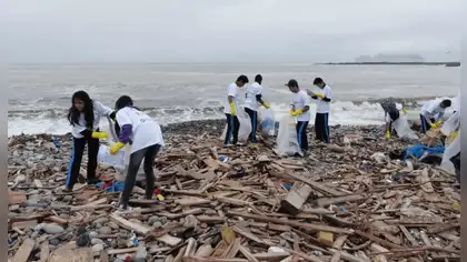 Retiran más de 200 kilos de residuos sólidos del litoral de Lambayeque Retiran más de 200 kilos de residuos sólidos del litoral de Lambayeque