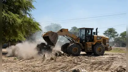Piura limpia el humedal Santa Julia para frenar su contaminación Piura limpia el humedal Santa Julia para frenar su contaminación