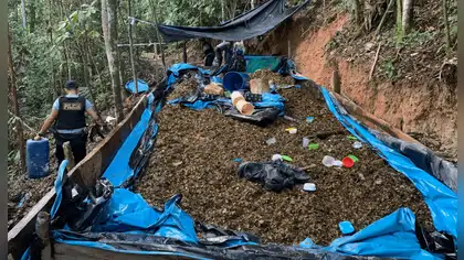 Huánuco: destruyen laboratorio de PBC con 2 toneladas de coca Huánuco: destruyen laboratorio de PBC con 2 toneladas de coca