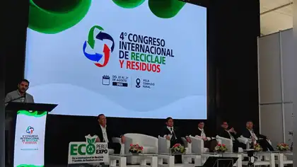 Expertos exigen pasar a la acción ante la crisis ambiental en un país que recicla apenas el 2.7 % de sus residuos Expertos exigen pasar a la acción ante la crisis ambiental en un país que recicla apenas el 2.7 % de sus residuos
