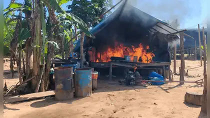 Destruyen 25 campamentos de minería ilegal en Madre de Dios Destruyen 25 campamentos de minería ilegal en Madre de Dios